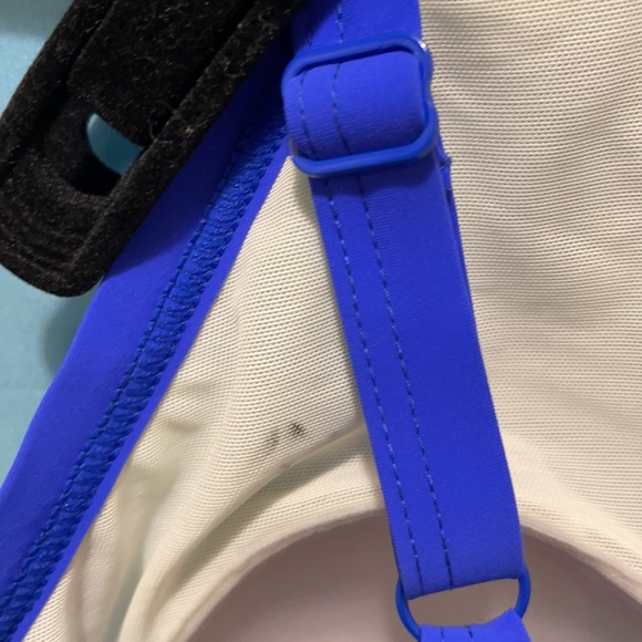 NWOT- Profile Sport by Gottex high neck Bikini top - Picture 6 of 9